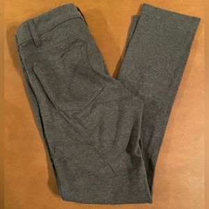 Calvin Klein Jeans Skinny knit pants in a size 6, charcoal grey